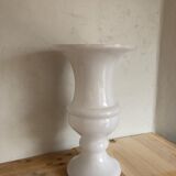 Medici vase in white opaline
