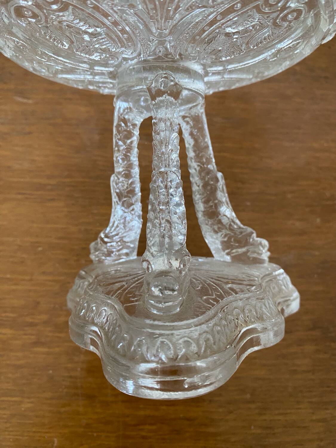 Antique pair of crystal cup drageoirs with tripod fish foot, 19th century vintage