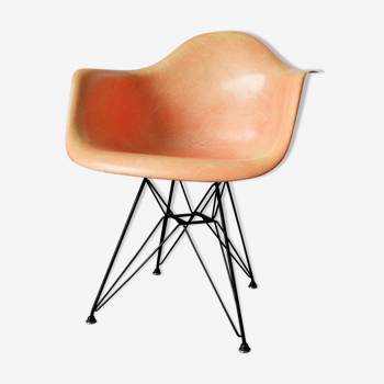 DAR Chair by Charles and Ray Eames for Zenith Plastics, red or salmon, 1950