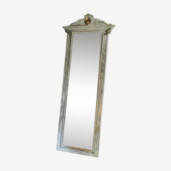 Beautiful large mirror in silver/gold color