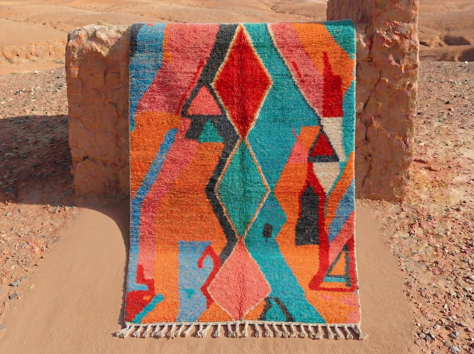 Handmade Berber rug in coloured wool 200/300cm