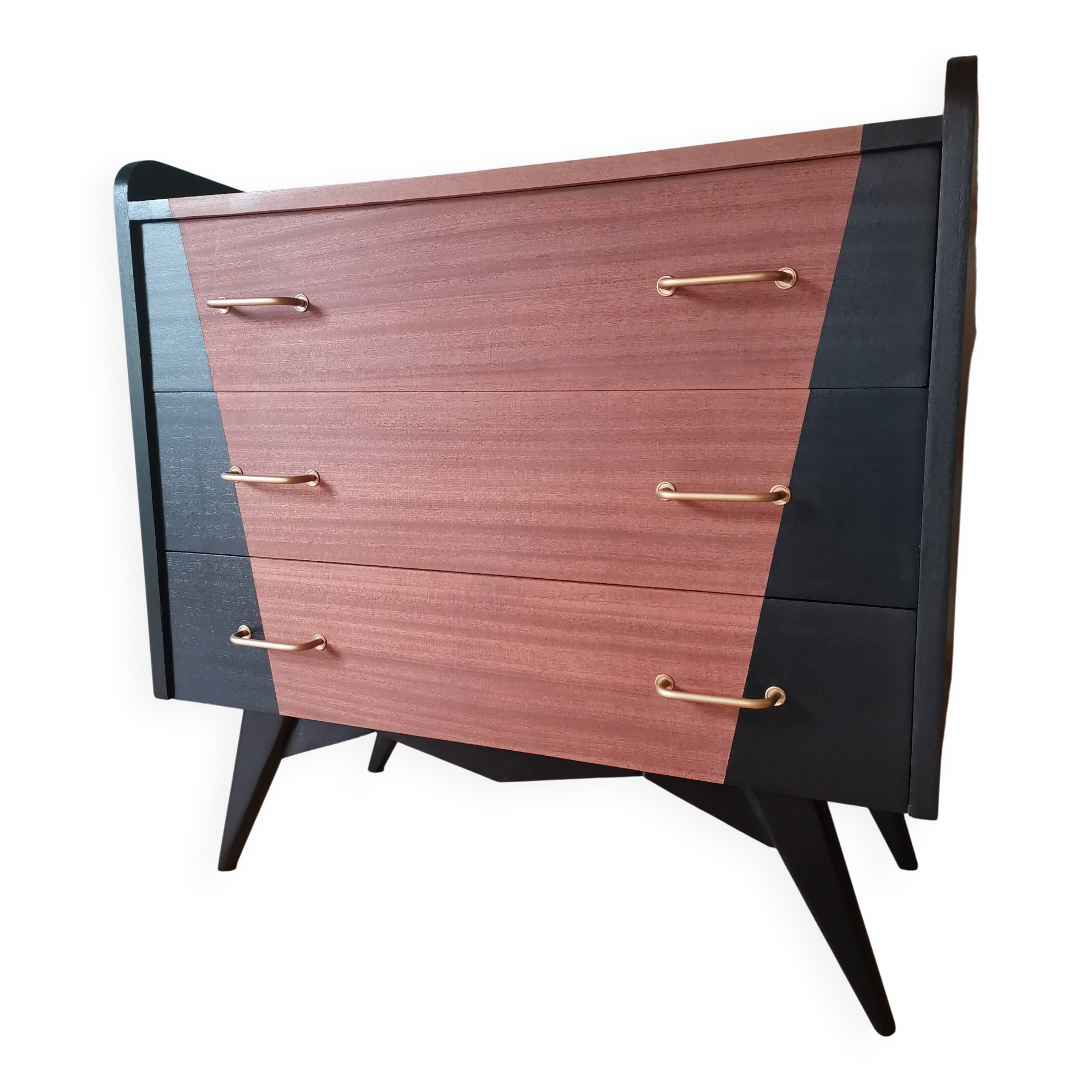 Scandinavian commode with black tapered legs