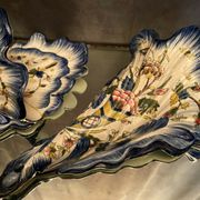 Pair of wall flower girls decorated with cornucopia earthenware from Gien XIX