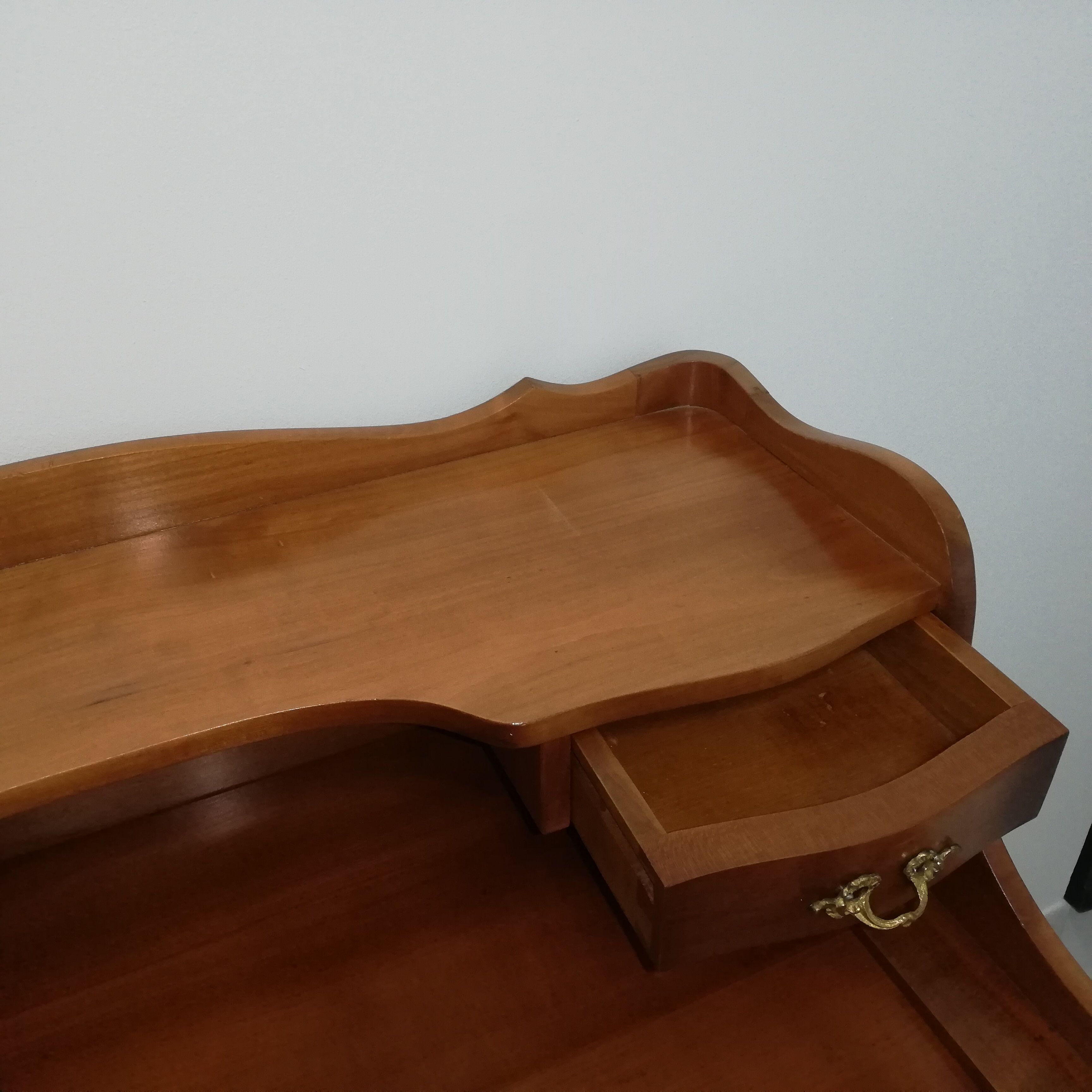 Desk or secretary with slippery tray Louis XV style