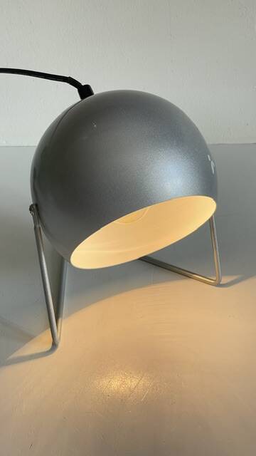 BULB Shape LAMP 90s