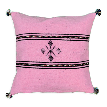 Berber cushion with pink trim