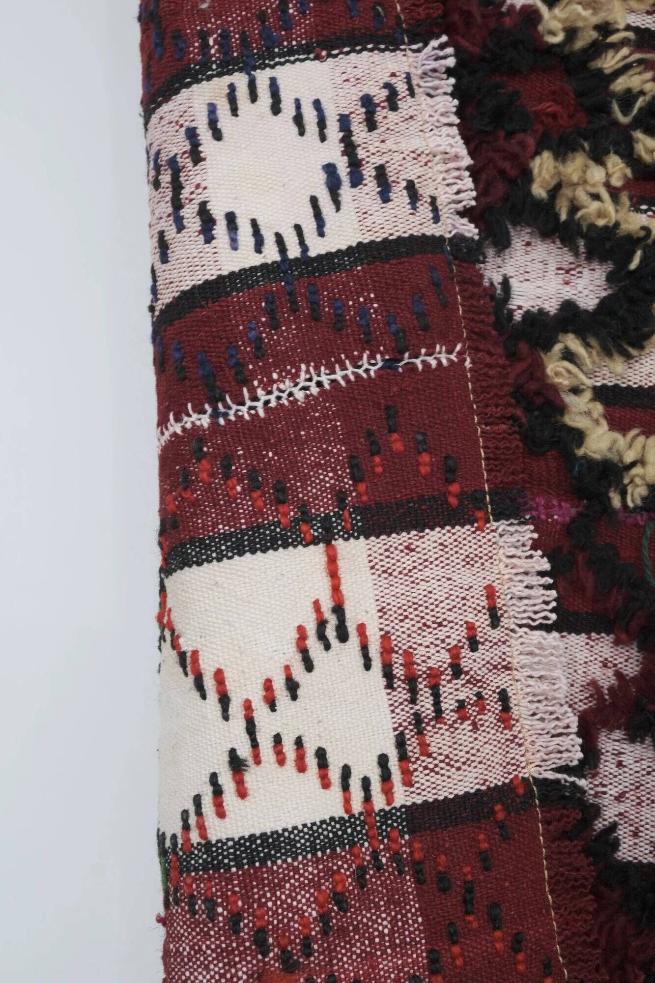 Vintage handmade Turkish rug 160x215 cm