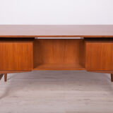 Mid-Century Freestanding Teak Desk, 1960s