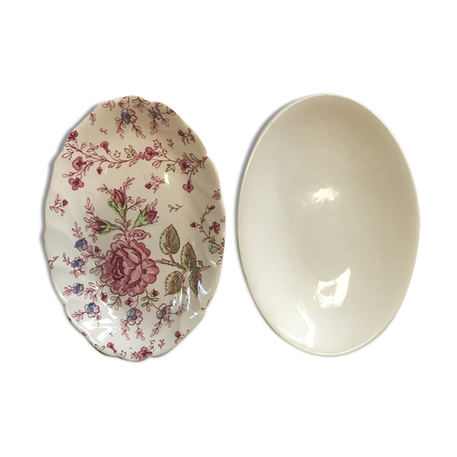 Pair of English earthenware ravines