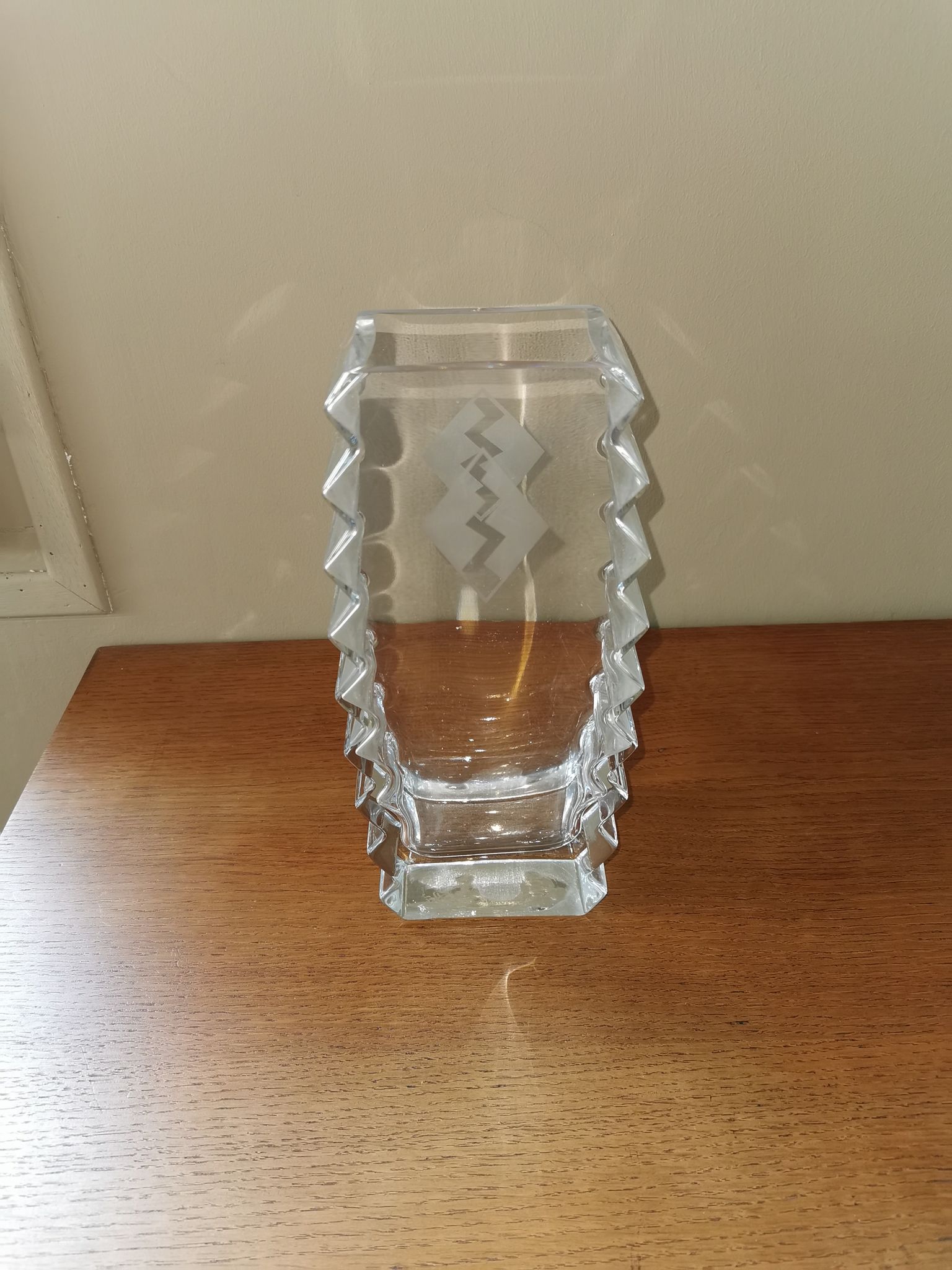 Art Deco vase in moulded glass