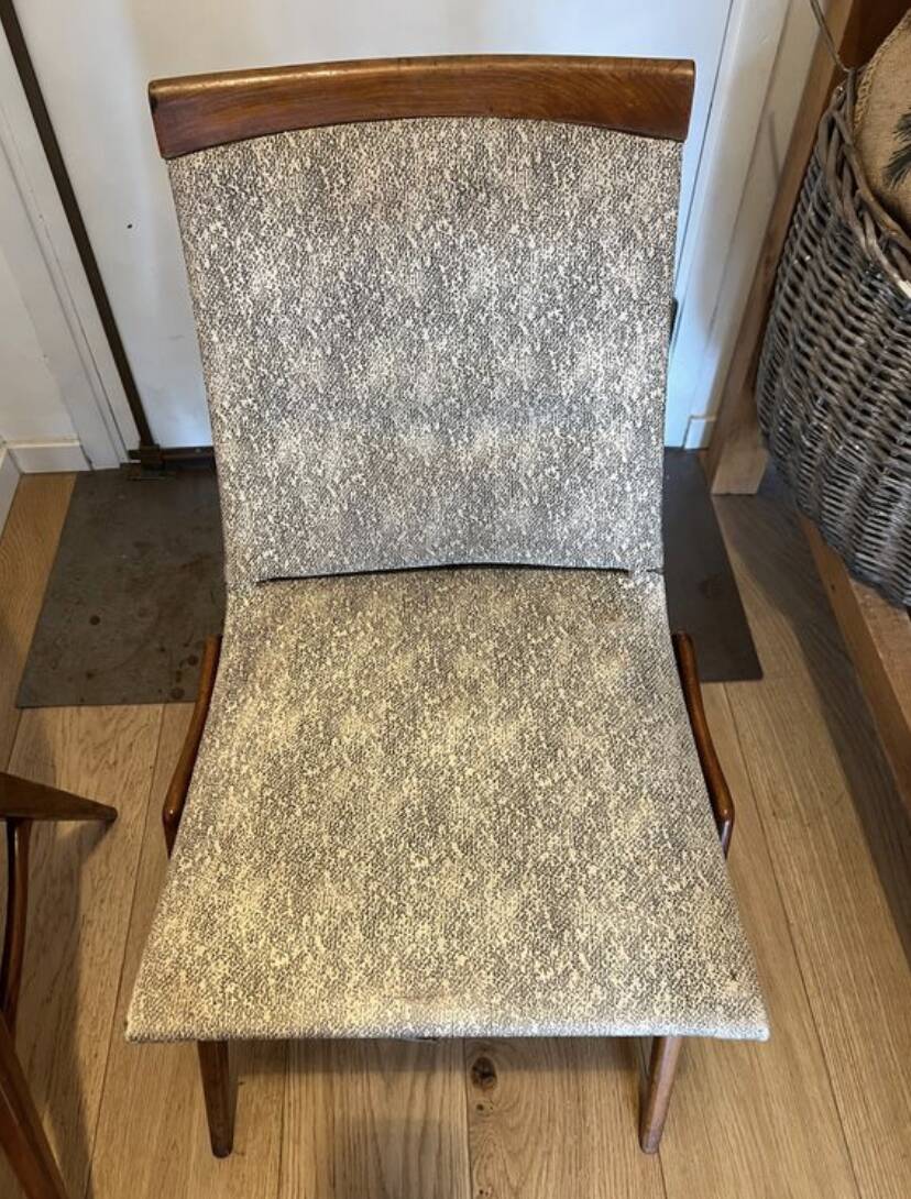 (Lot) 2 teak designer chairs (1950s)