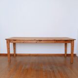 Light farmhouse table