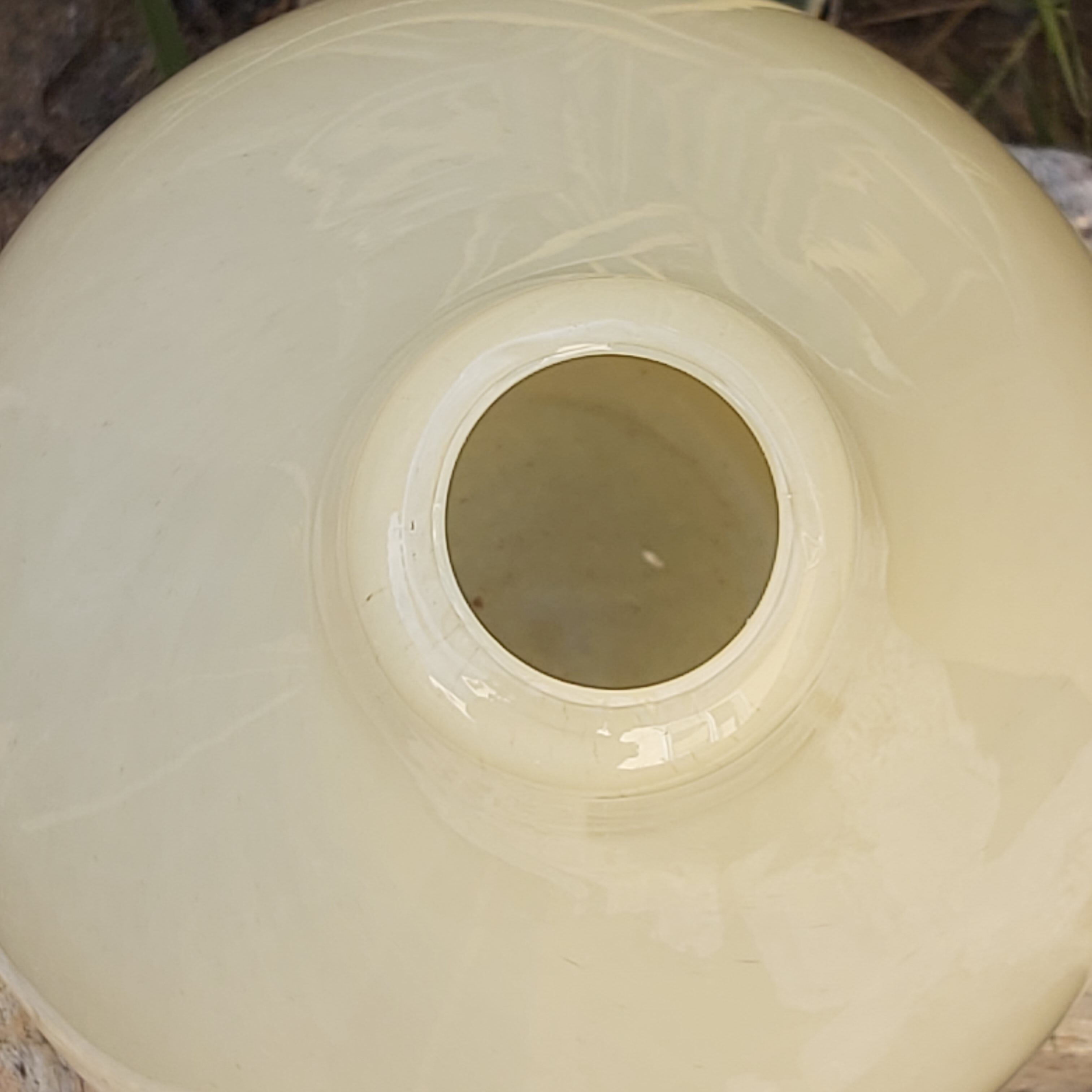 Murano vase in vintage cream glass 30 cm