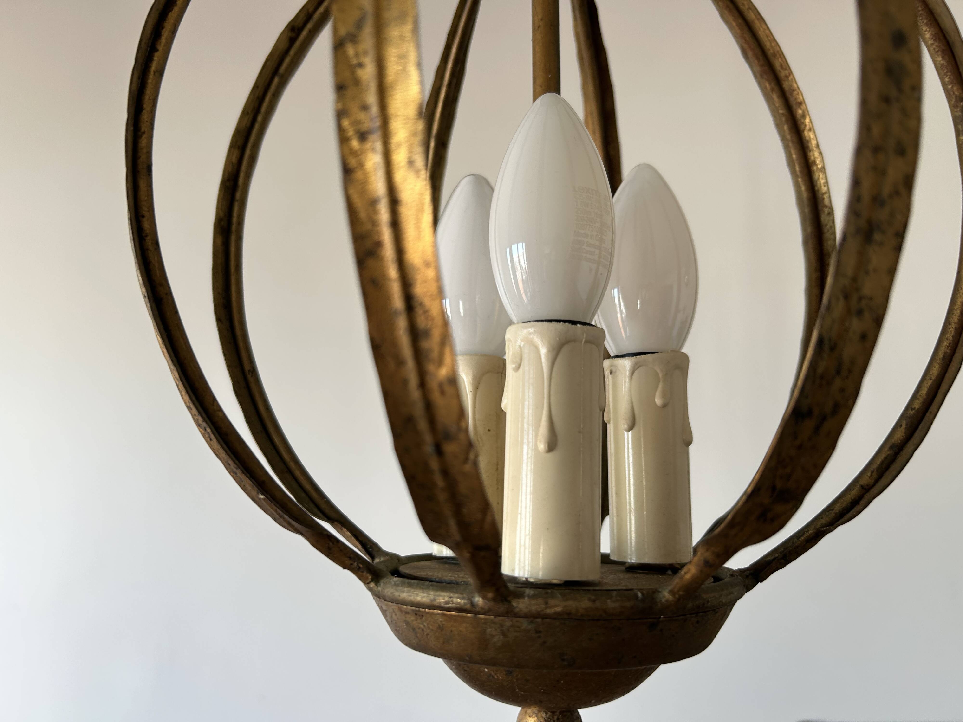 Chandelier, antique gold metal suspension.
