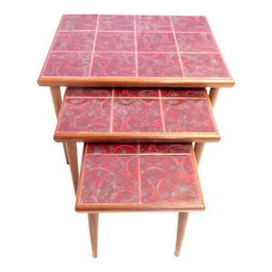 Ensemble de trois tables d’appoint