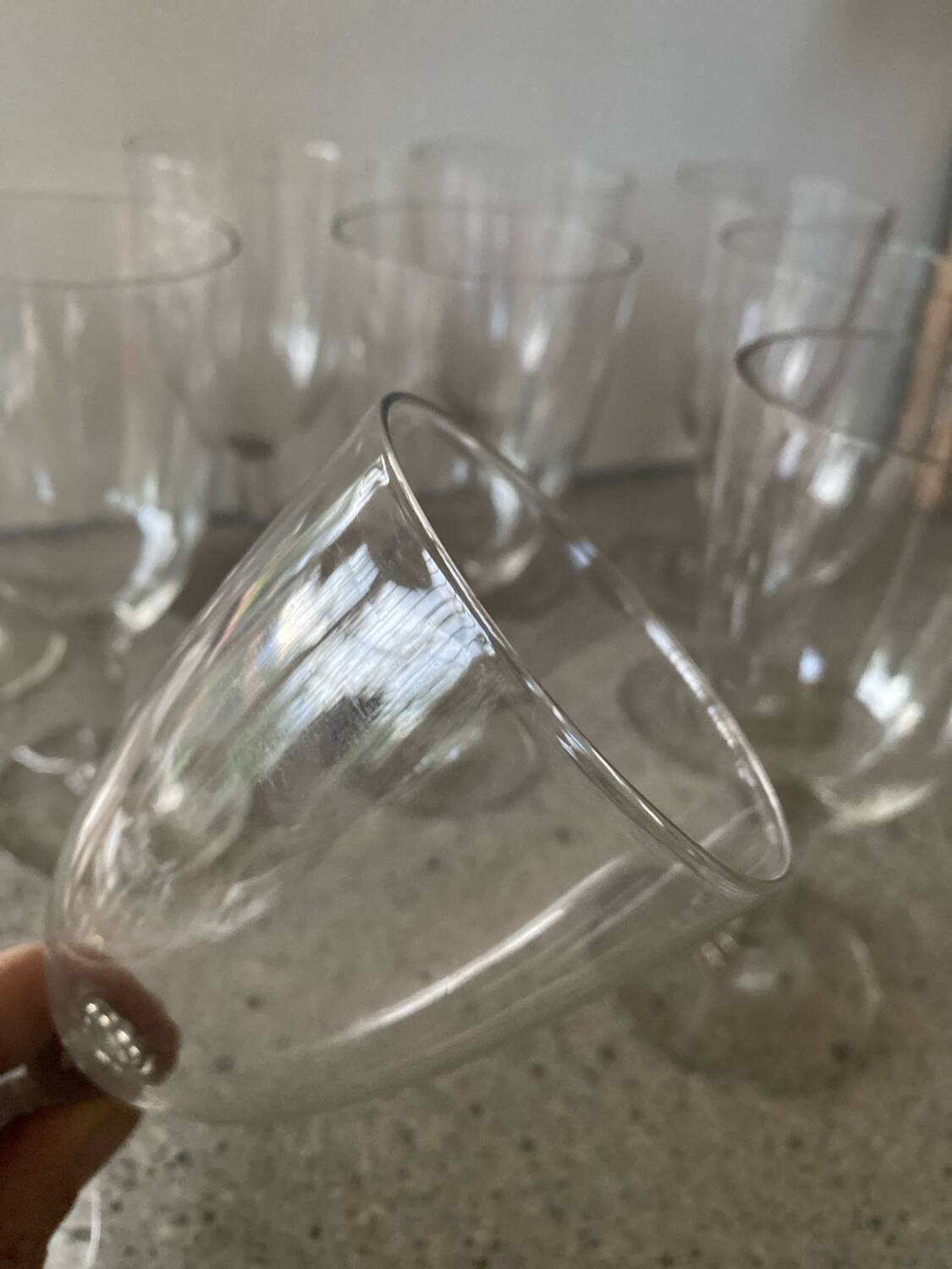 6 crystal wine glasses