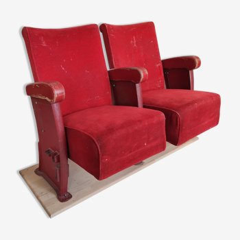 Theatre seats / vintage red velvet cinema
