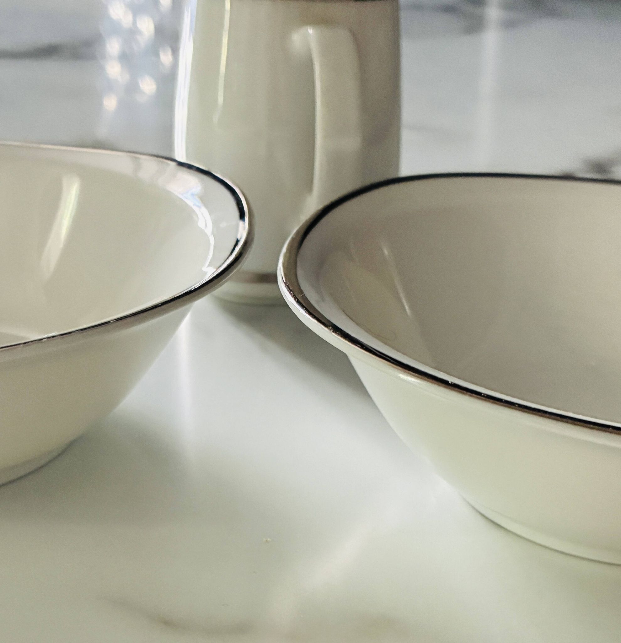 Small milk jug and porcelain bowls Schirnding Bavaria