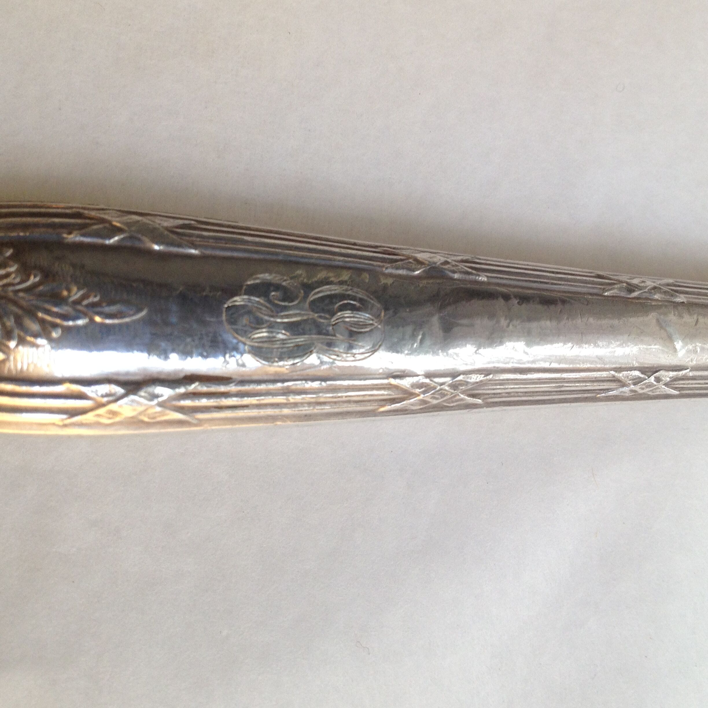 2 serving cutlery in cored silver and silver metal