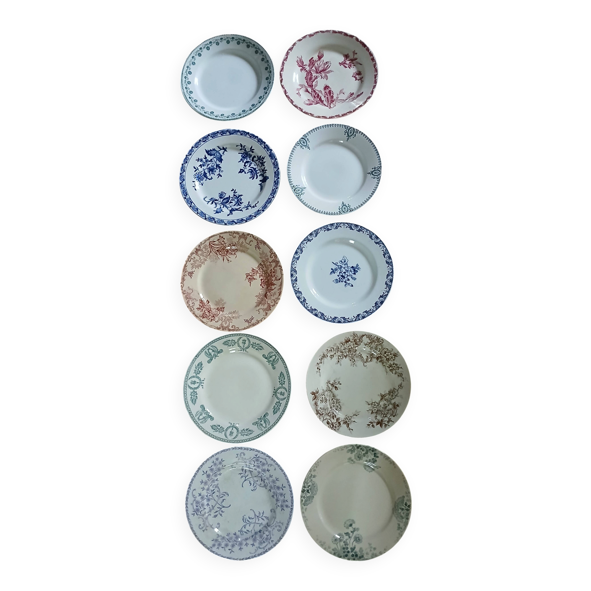 10 assiettes plates anciennes en Terre de fer