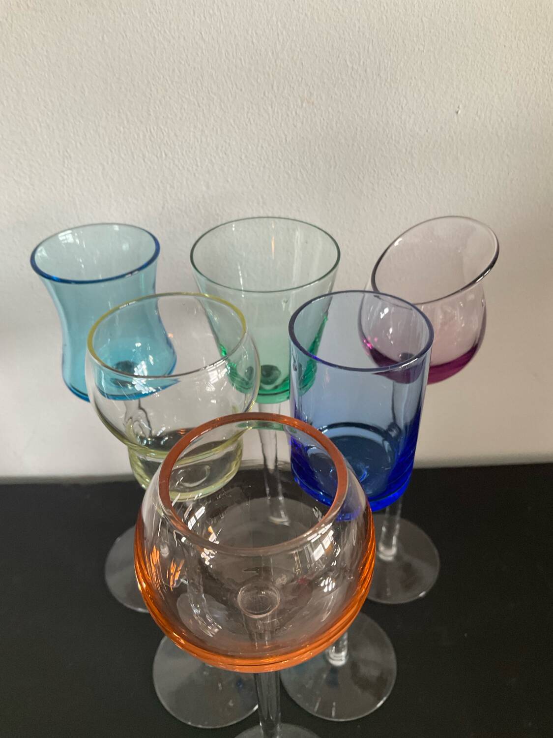 Série 6 verres à pied vintage soufflés à la bouche