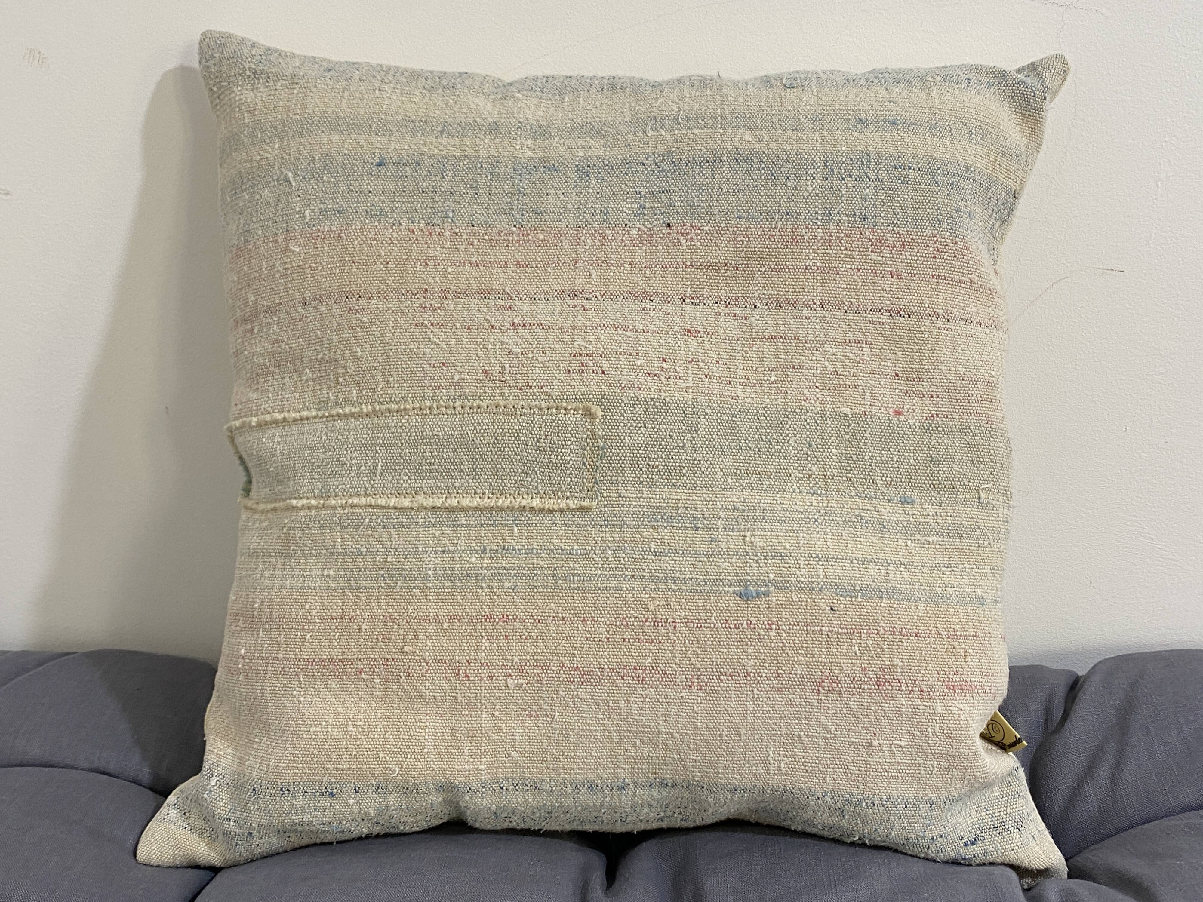 Handmade cushion in vintage fabric, Kilim style.