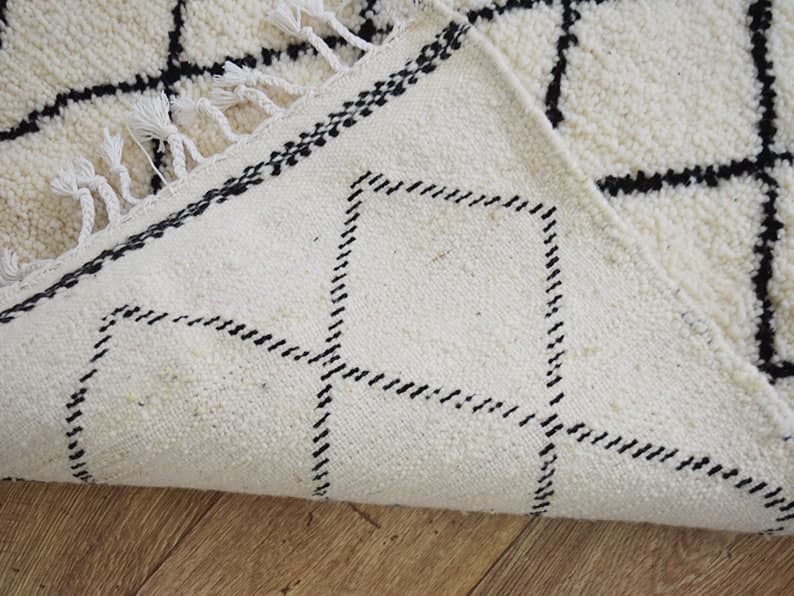 Moroccan carpet 148x95cm