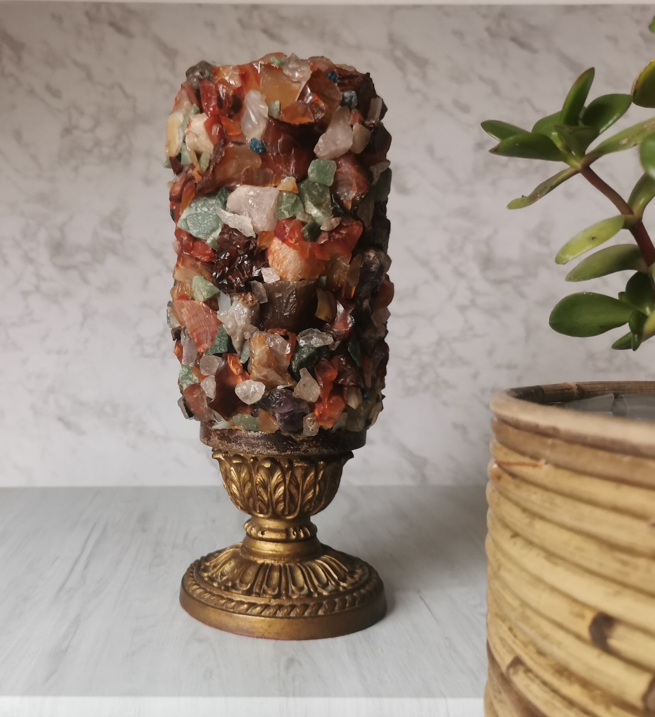 Table lamp gilded wood and stones