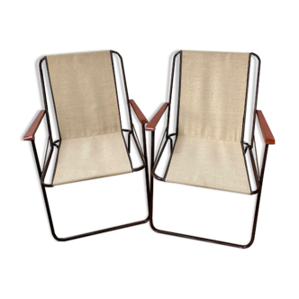 Set of 2 folding chairs