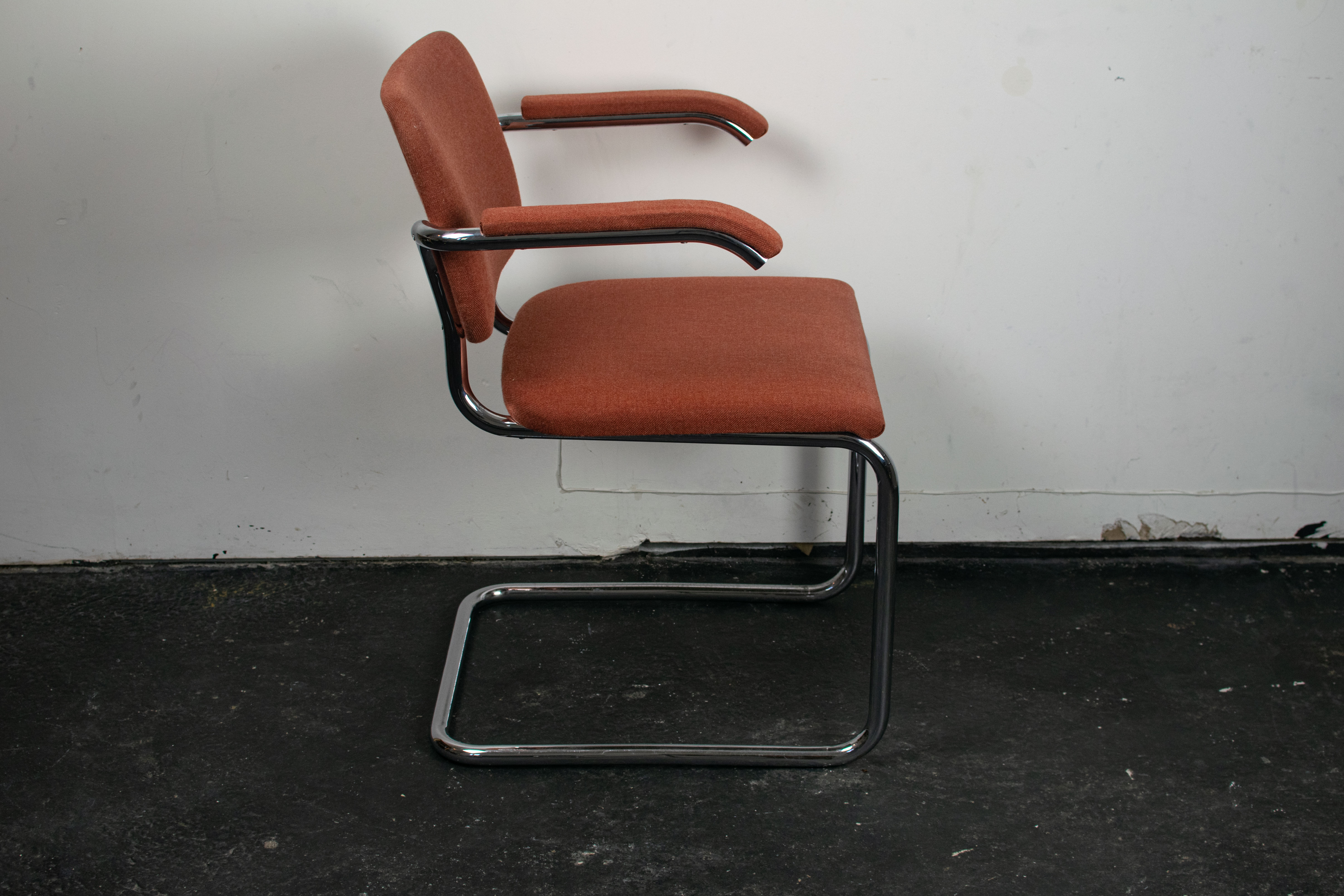 Cesca chair by Marcel Breuer for Knoll
