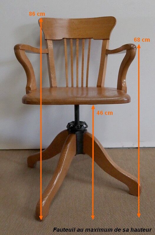 Adjustable office chair, in solid light oak – 1940