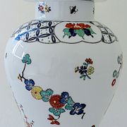 Baluster vase covered in porcelain by Coquet house in Limoges and decorated in Chantilly