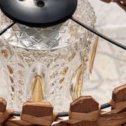 Suspension en bois et osier