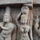Bas relief indien en bois exotique