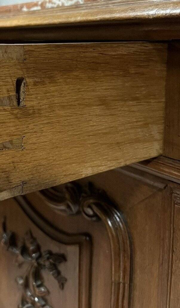 Louis XV style walnut buffet, dating from the mid-19th century.