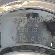 Saporiti Vela Alta leather armchair with ottoman by Giovanni Offredi