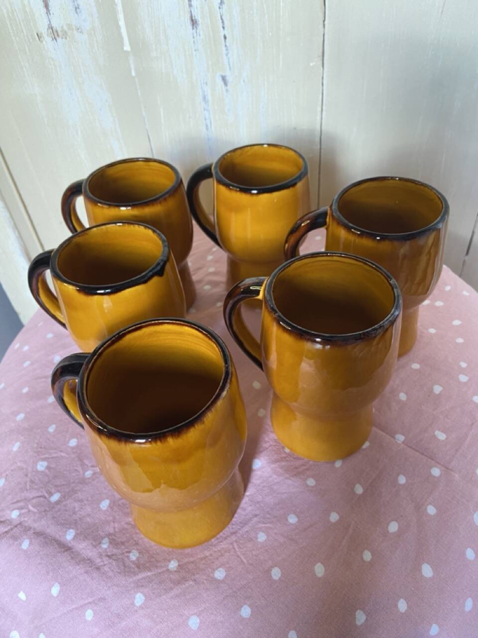 Vintage orange mugs 70s