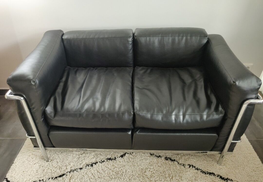 LC2 sofa by Le Corbusier edition Cassina