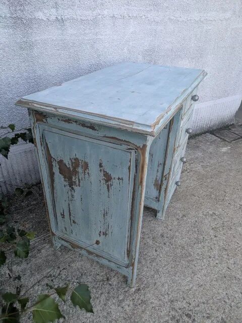 Adult desk