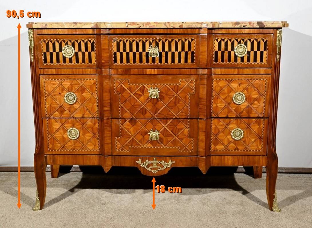 Rosewood and Mahogany chest of drawers, Louis XV / Louis XVI Transition style – Late 19th century