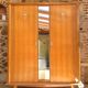 Armoire vintage