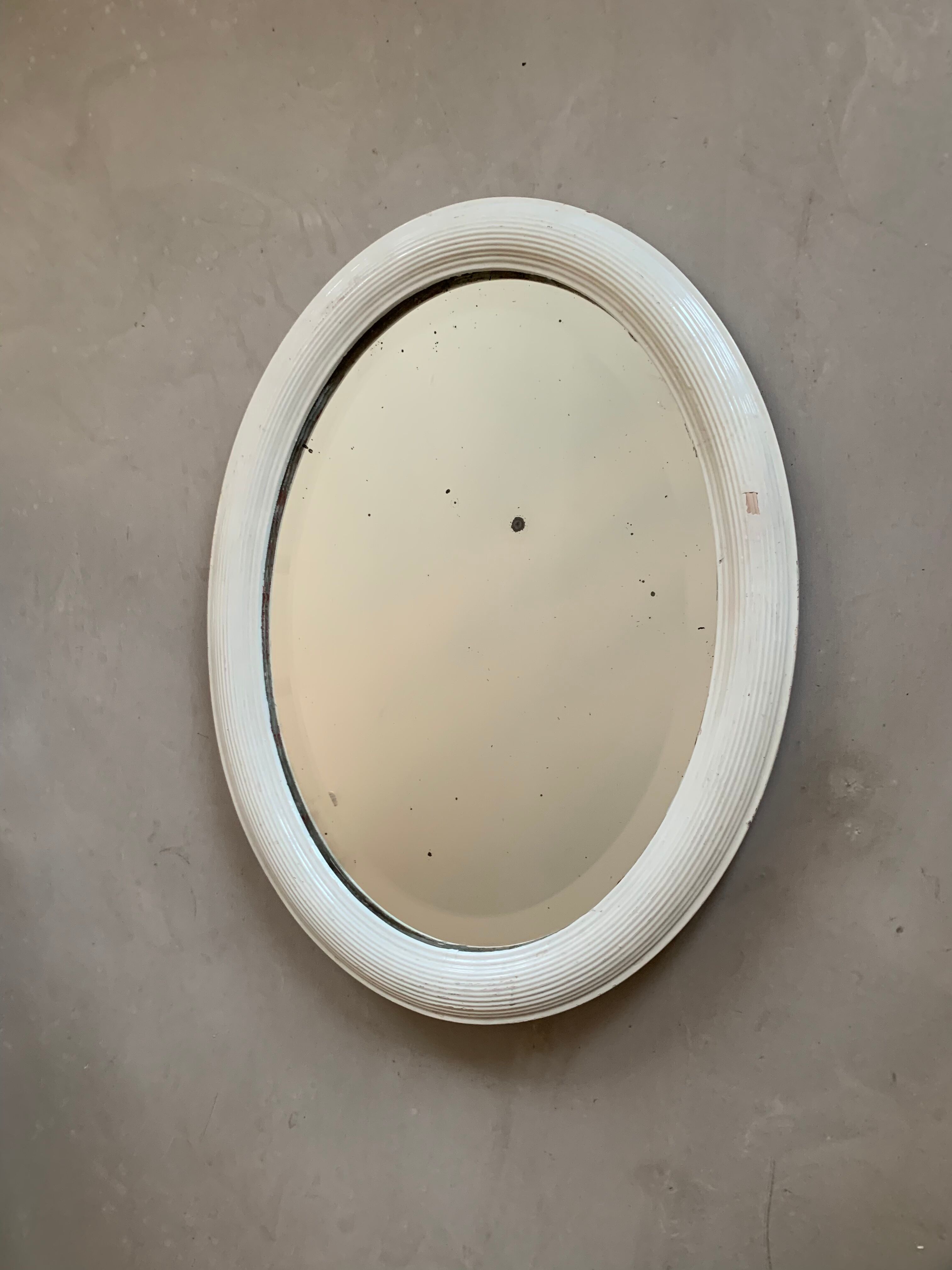 Old oval and beveled mirror 51x66cm