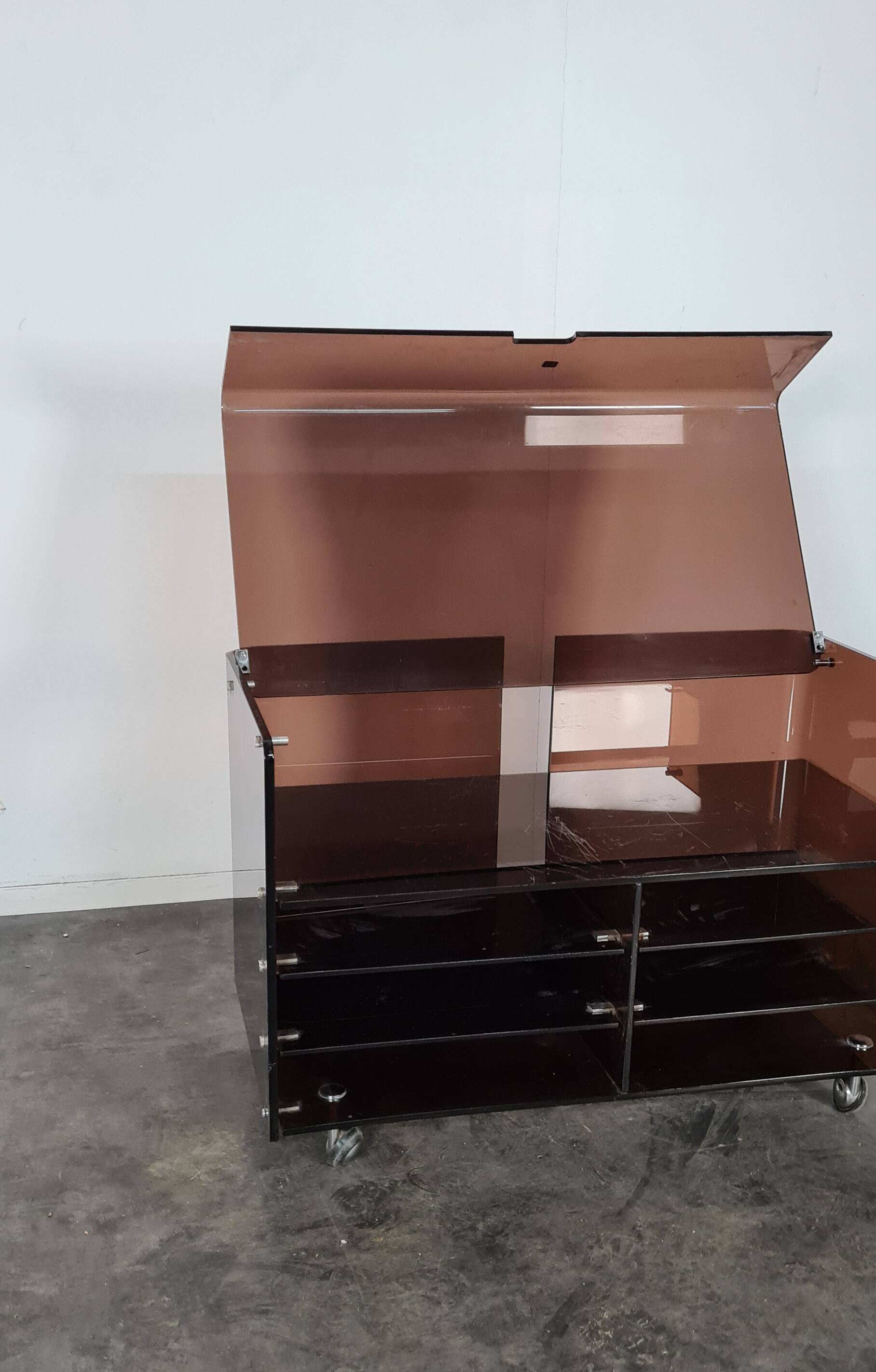 Meuble hifi altuglass, années 70.
