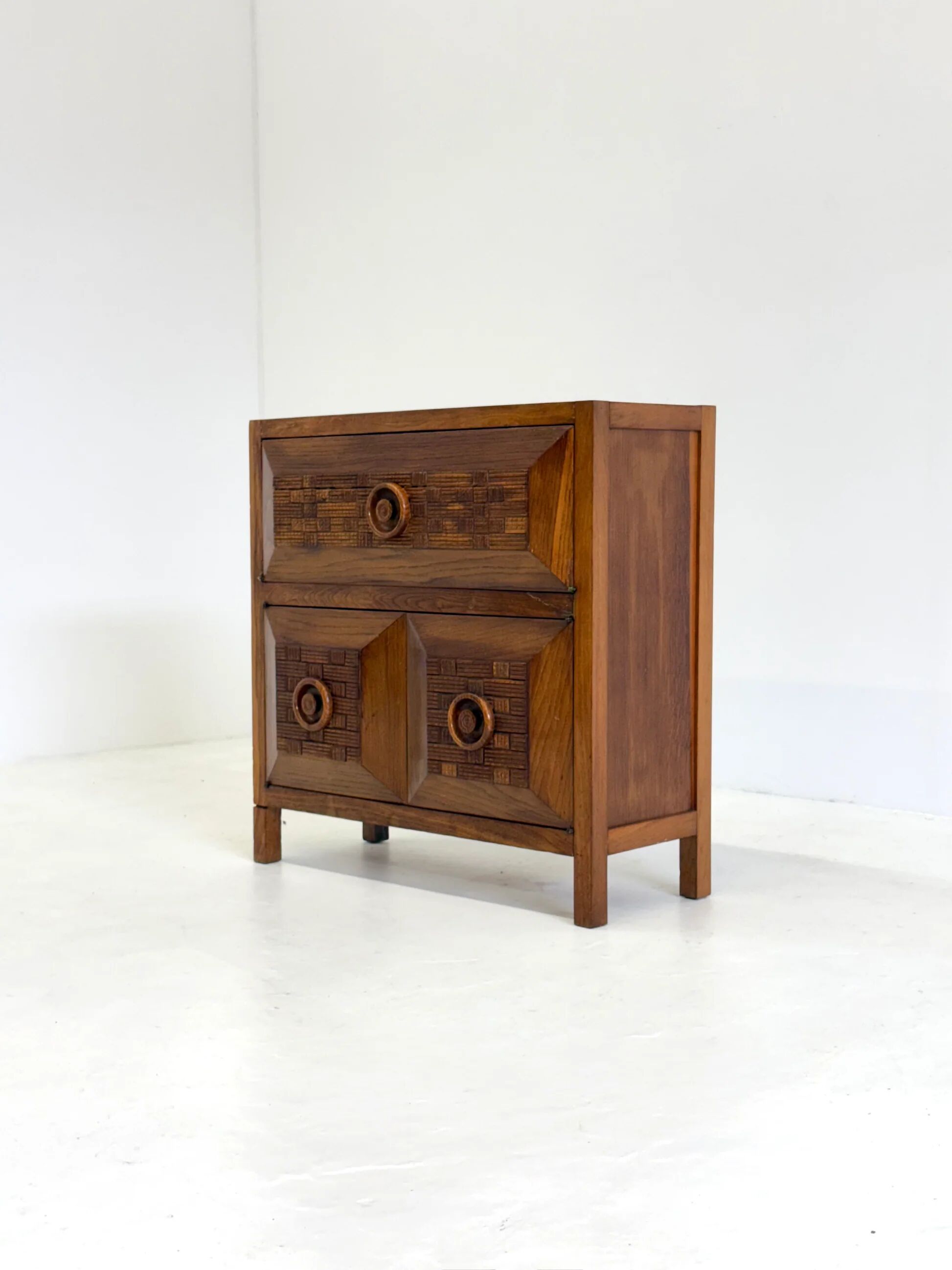Italian Art Deco cabinet by Guglielmo Pecorini