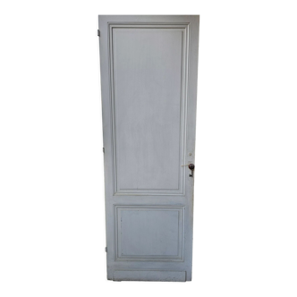 Wooden interior door of the nineteenth century