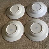 Series of 8 soup plates
