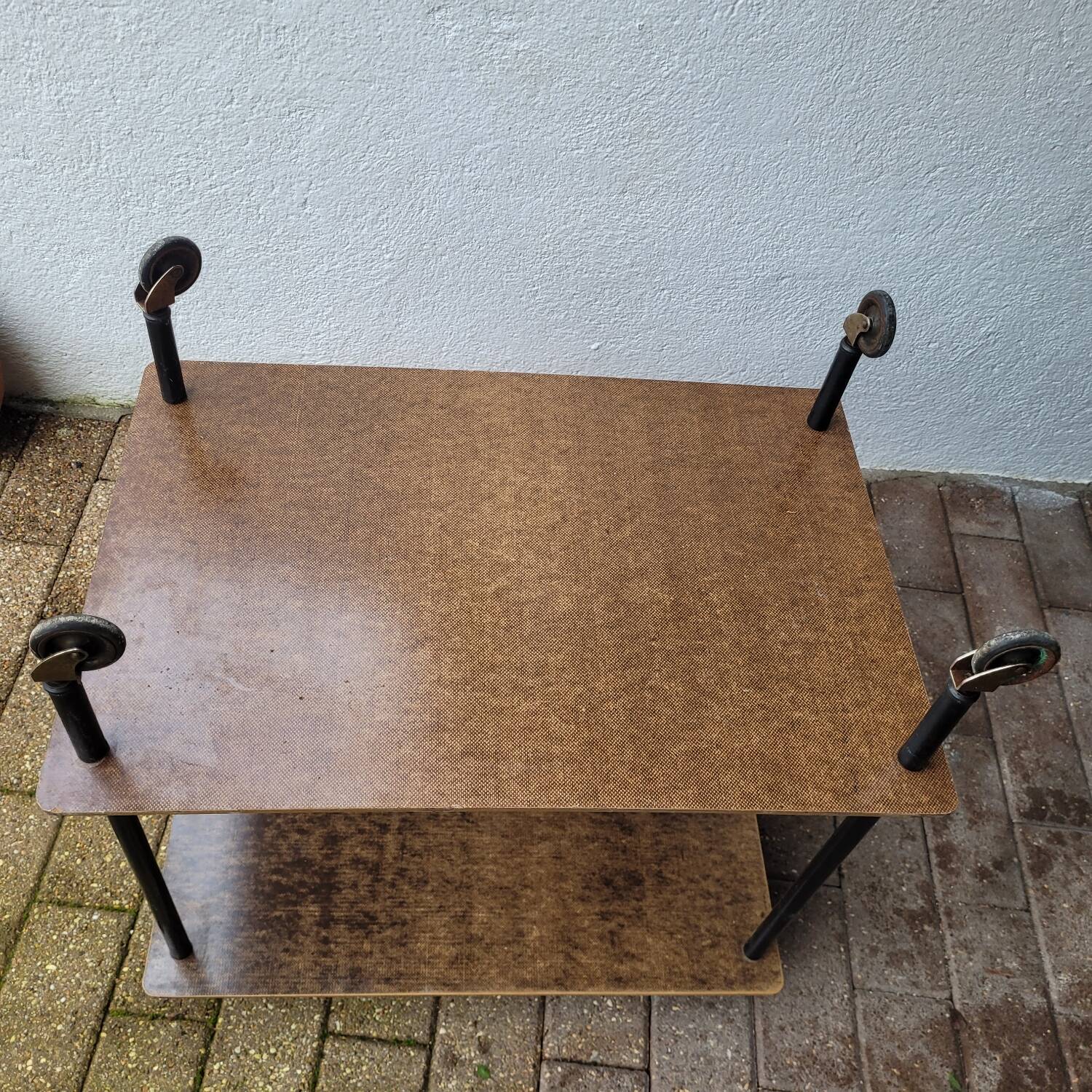 Rolling dessert trolley in formica – black tubular structure, 1960s.