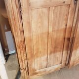 Armoire parisienne ancienne