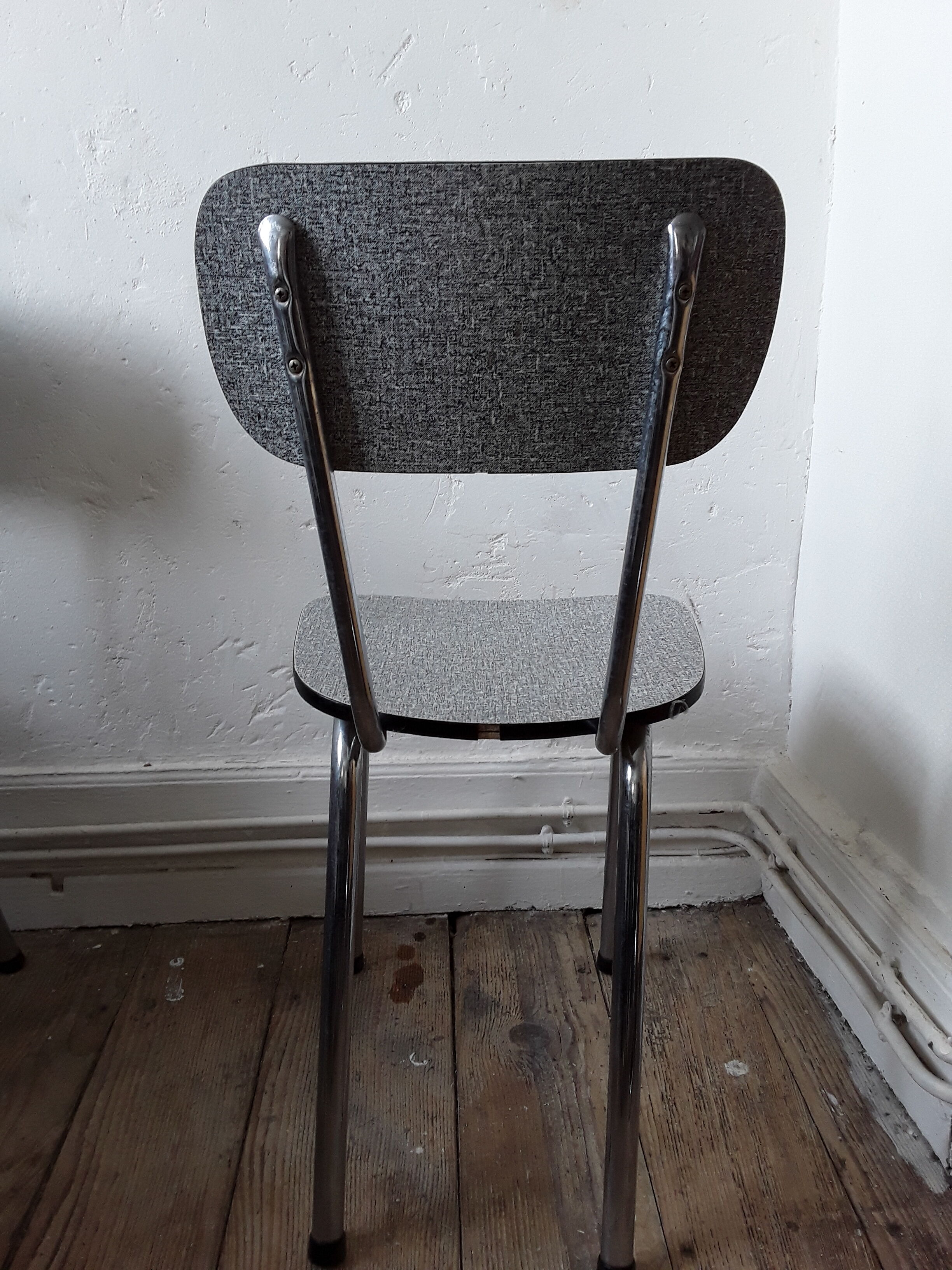 4 vintage formica chairs from 60/70