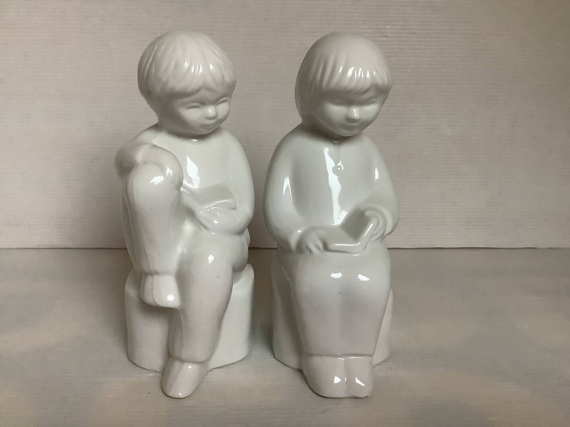 Pair of children's bookends reading from the 70s